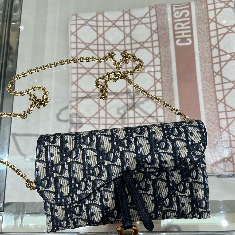 Dior cross body bag 1500$